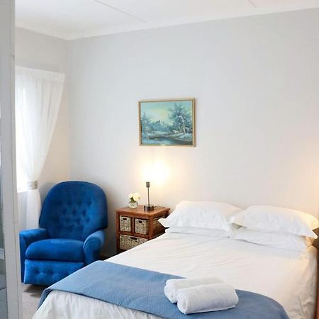 The Nook Apartment Cradock Bagian luar foto